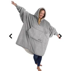 the comfy - giant sherpa-lined blanket hoodie